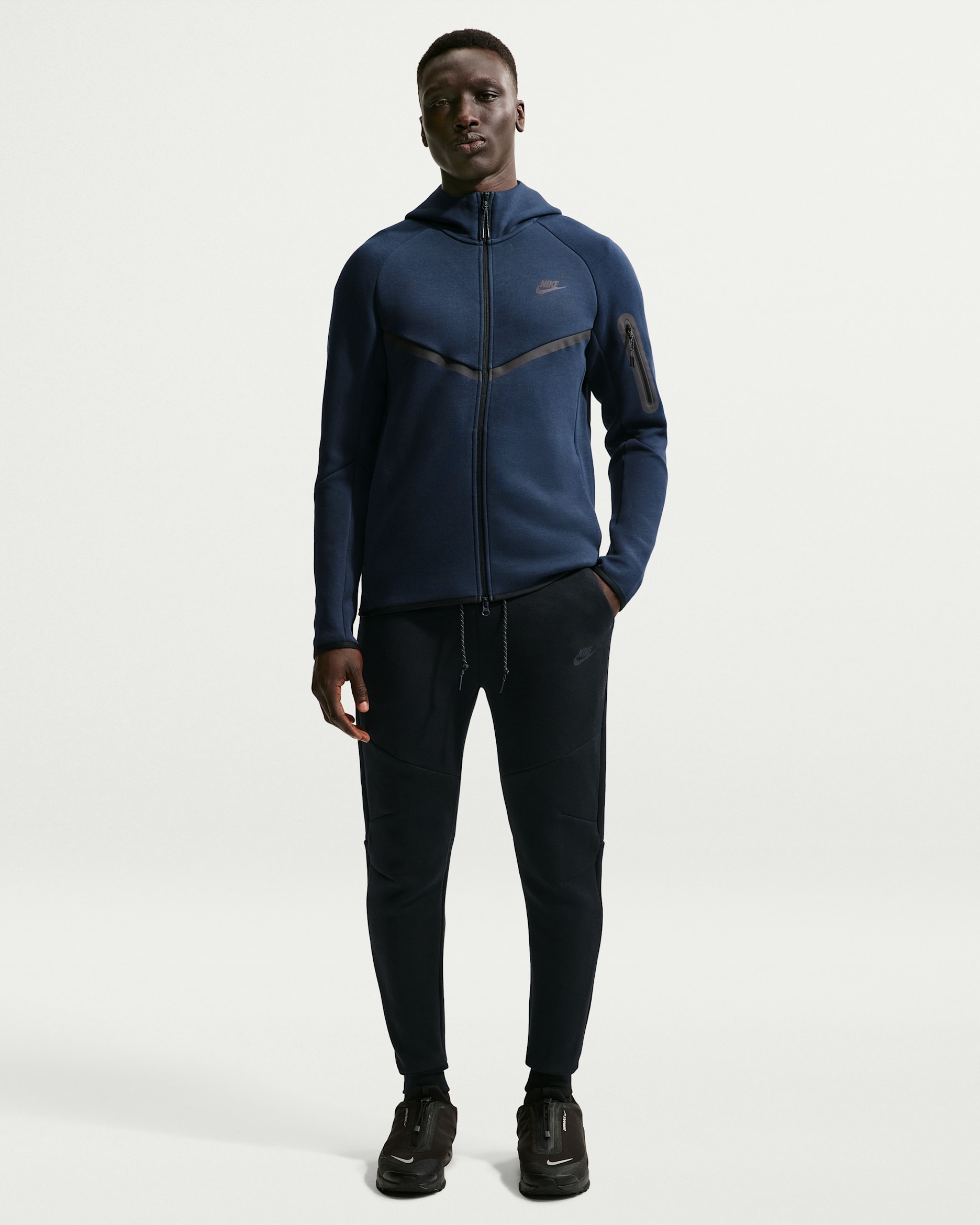 Nike Tech Men's Fleece Joggers. Nike.com